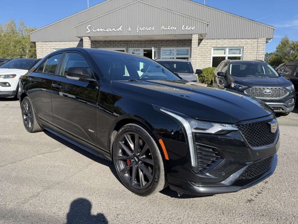 2024 Cadillac CT4-V CT4-V 2.7L TURBO AWD CUIR TOIT