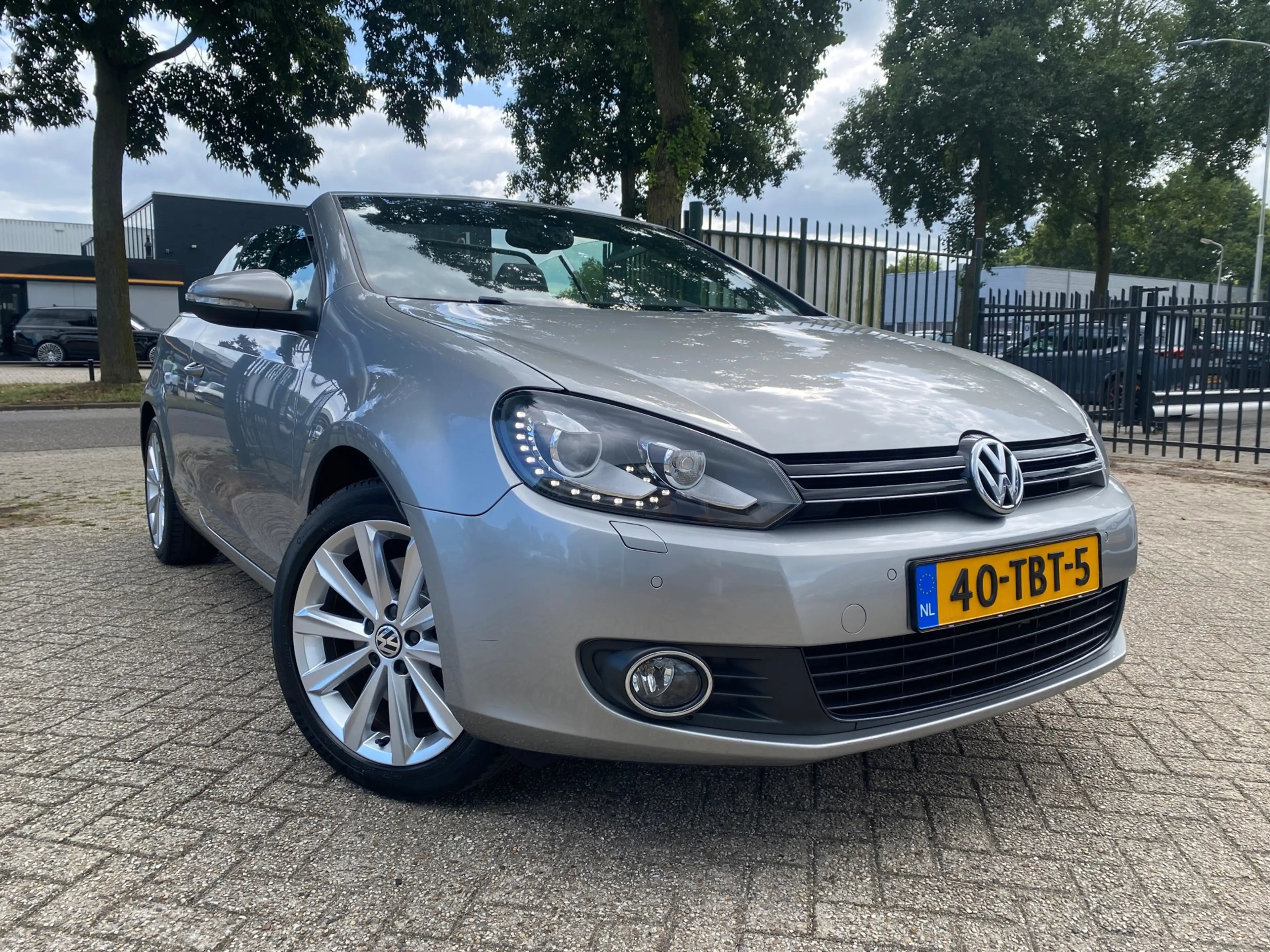 Volkswagen Golf Cabriolet 1.4 TSI HIGHLINE XENON CRUISE CAMERA LEER NAVI — photo 2