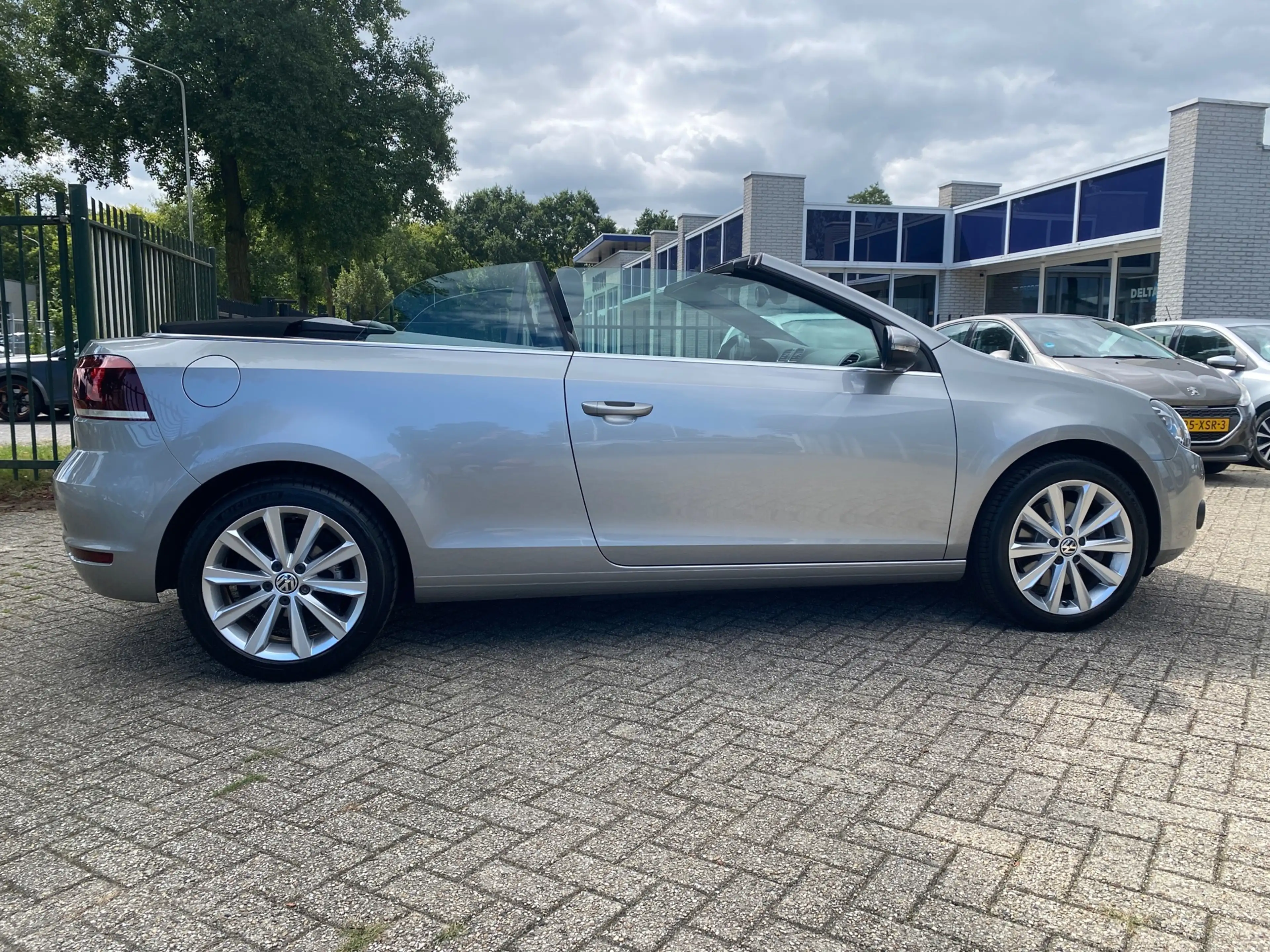 Volkswagen Golf Cabriolet 1.4 TSI HIGHLINE XENON CRUISE CAMERA LEER NAVI — photo 14
