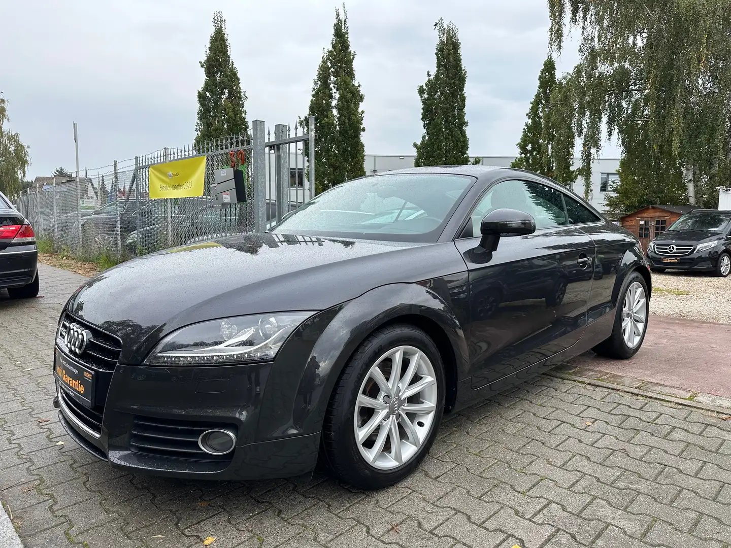 Audi TT 1.8 TFSI Coupe,LEDER,XENON,NAVI,90.TKM,TEMPOM.,TOP Grau - 1