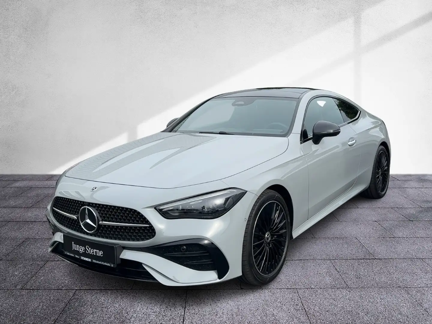 Mercedes-Benz CLE 300 4M Coupé AMG  PanoD*NightP LP € 93.200 Grau - 2