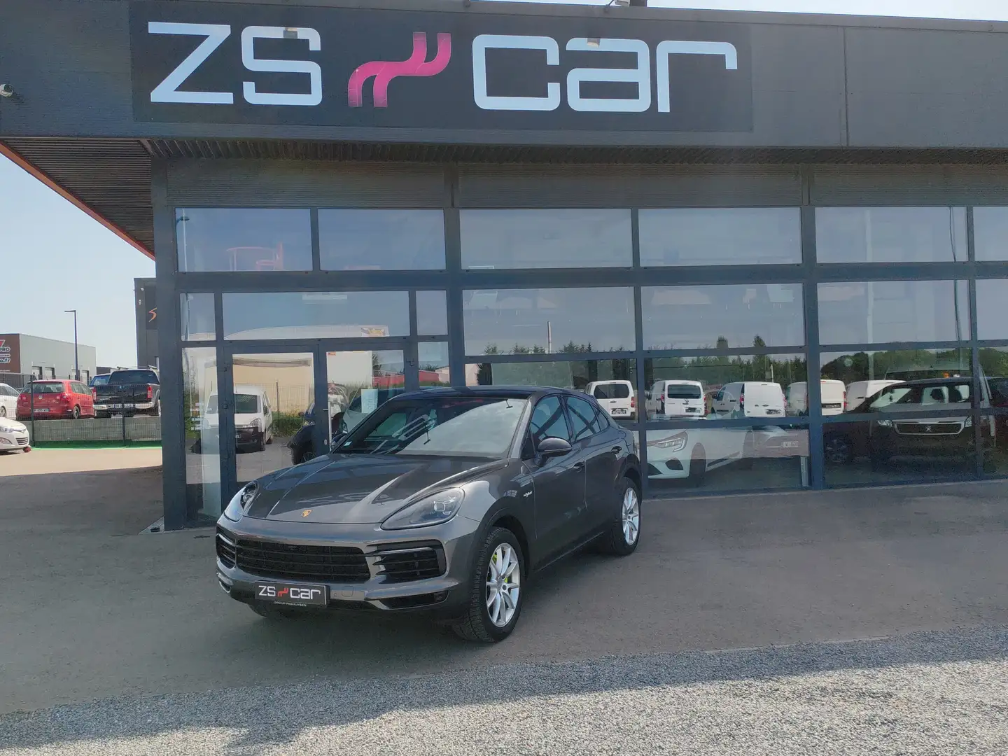 Porsche Cayenne Cayenne Coupe E-Hybrid 3.0 V6 462 ch Tiptronic BVA Gris - 1