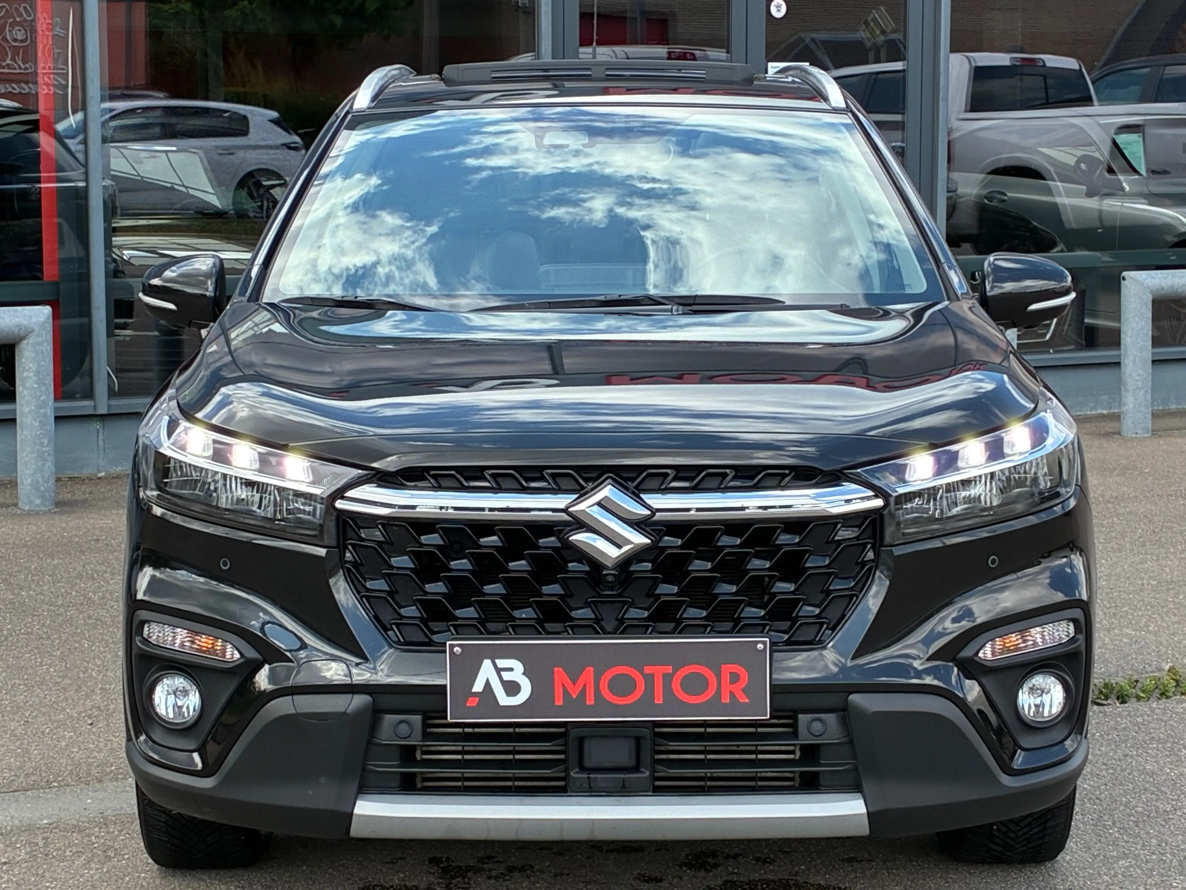 Suzuki SX4 1.3i GLX 95KW HYBRID NOVC GPS PANO CAMERA360 FULL — photo 2