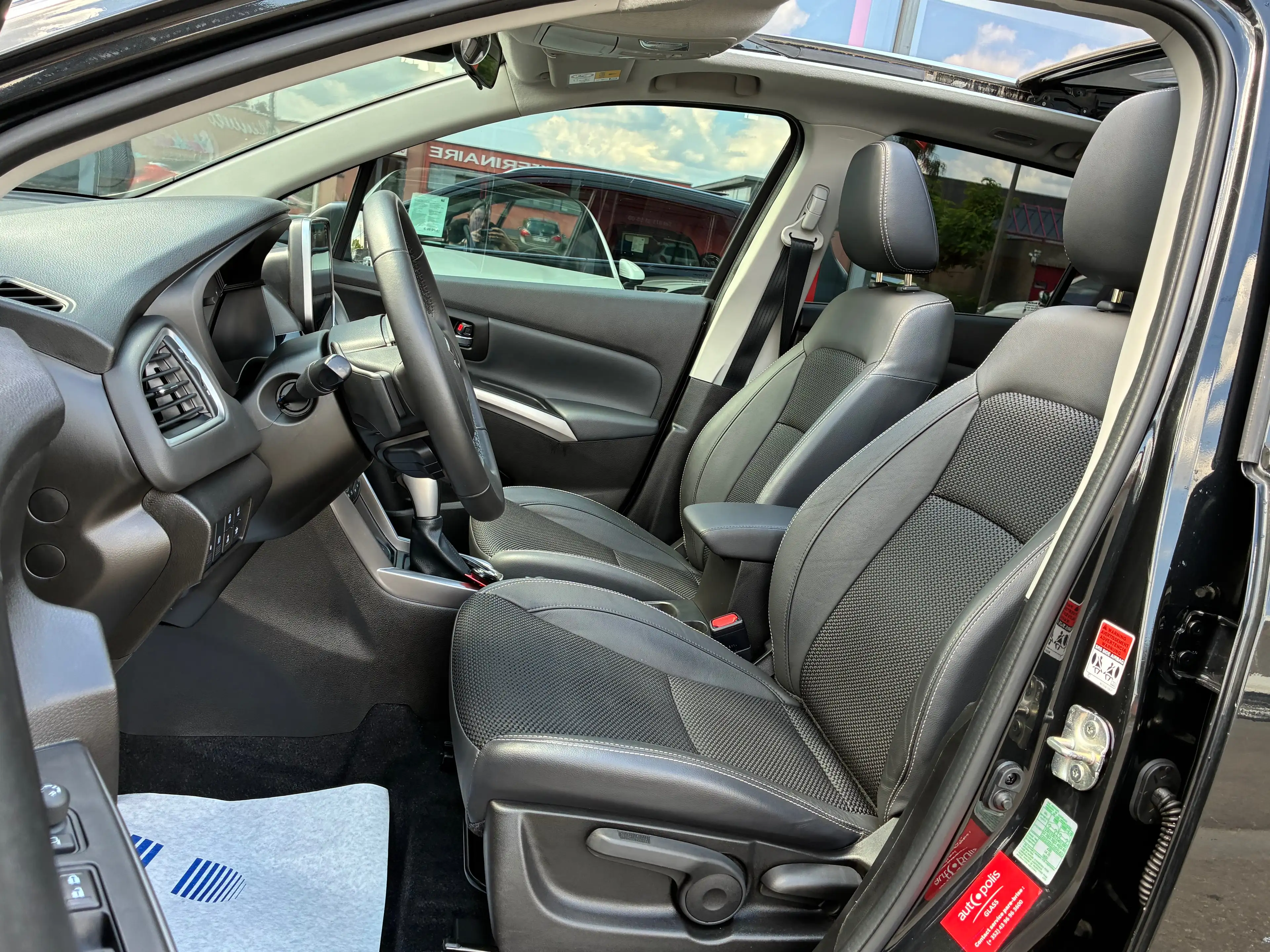 Suzuki SX4 1.3i GLX 95KW HYBRID NOVC GPS PANO CAMERA360 FULL — photo 9