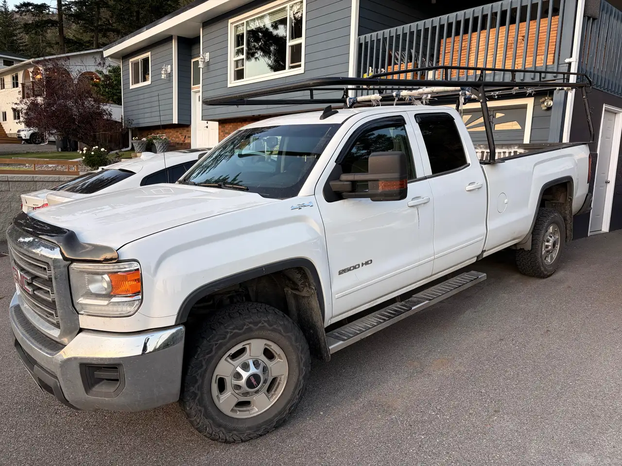 GMC Sierra 2500HD снимка GMC Sierra 2500HD