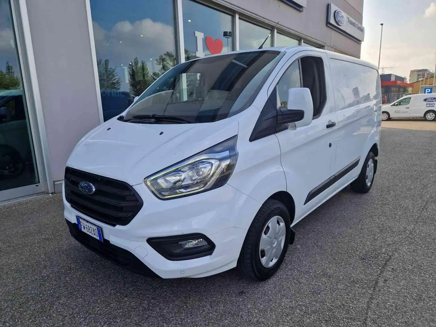 Ford Transit Custom 280 2.0 TDCi 130 PC Trend Bianco - 1