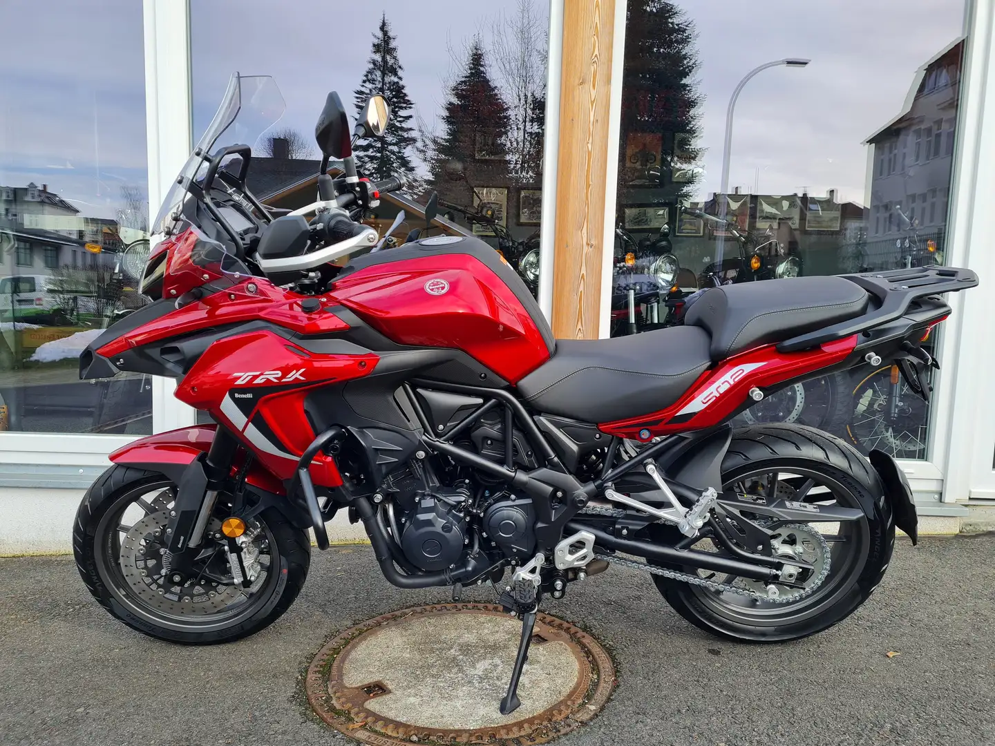 Benelli TRK 502 Rot - 2