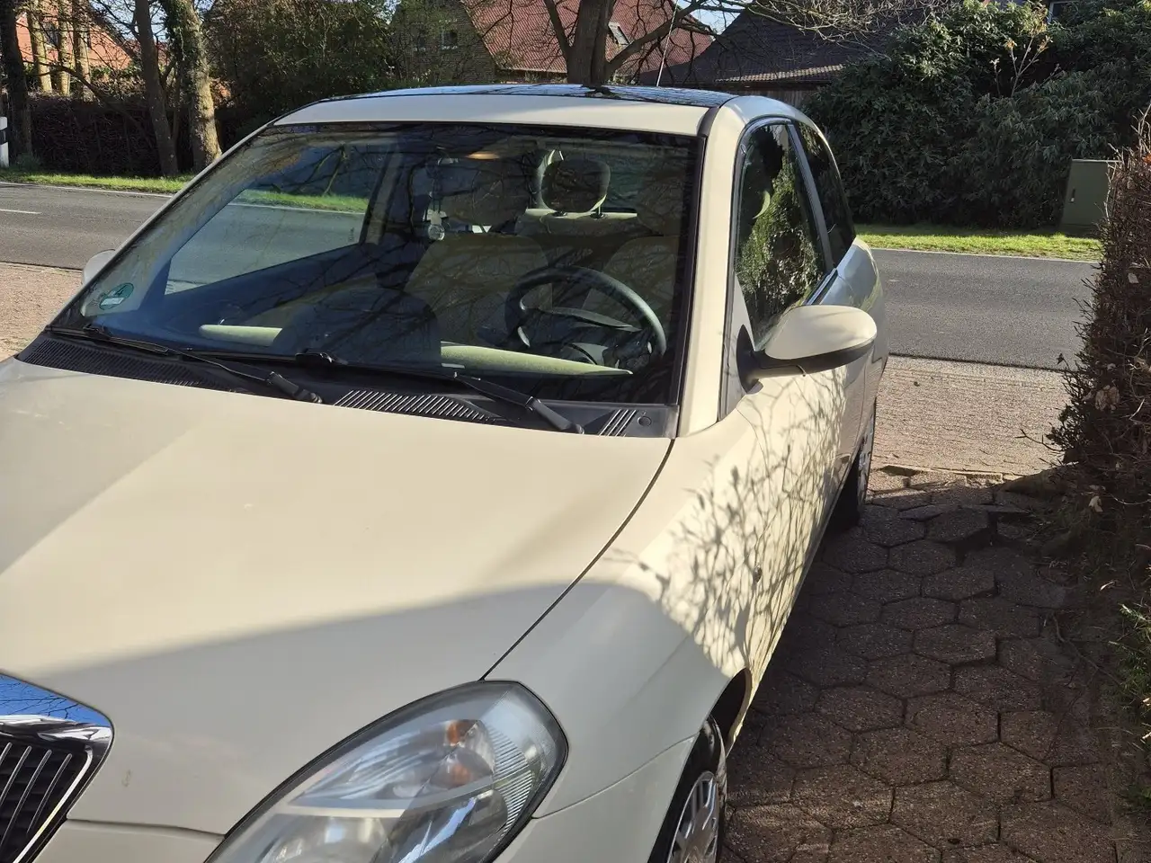 Lancia Ypsilon