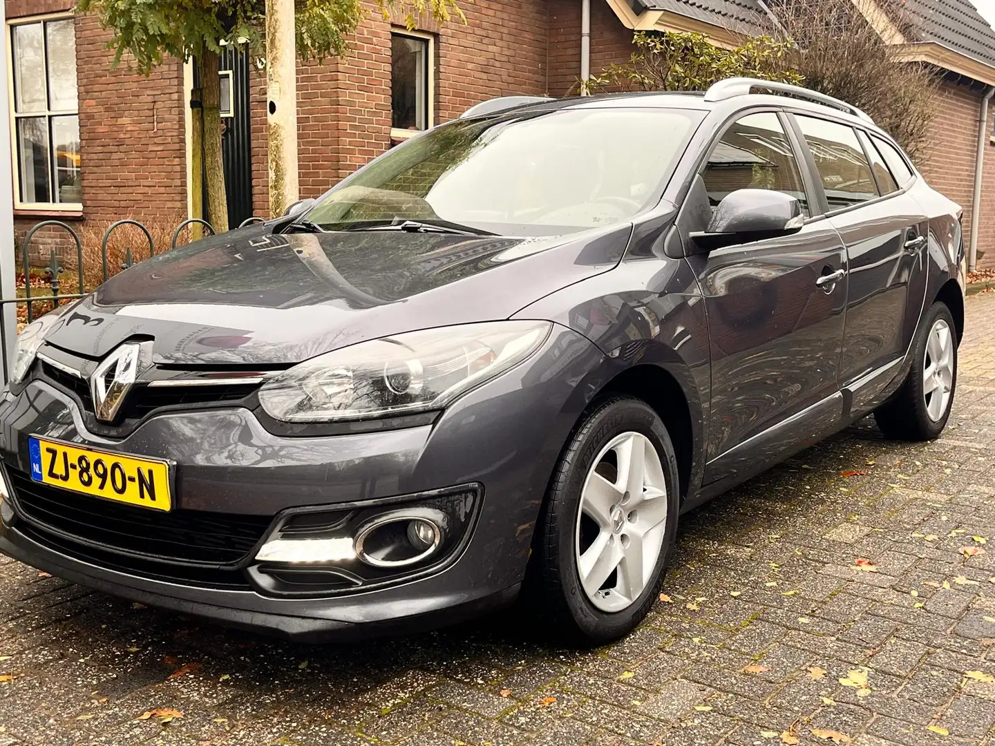 Renault Megane Estate 1.2 TCe Limited Grijs - 2