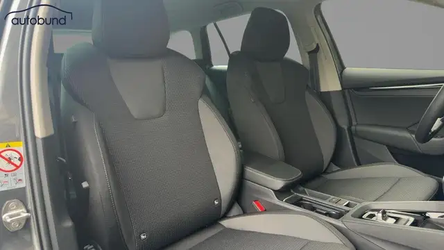 Skoda Octavia view 6