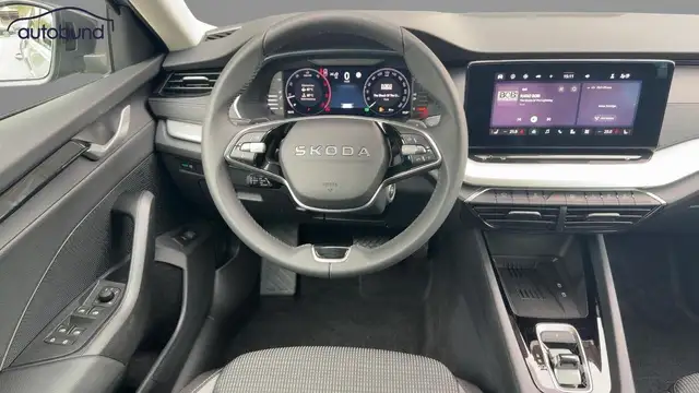 Skoda Octavia view 9