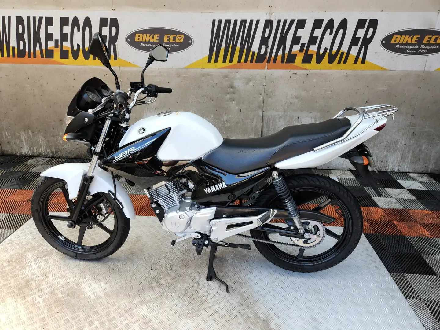 Yamaha YBR 125 Blanc - 2