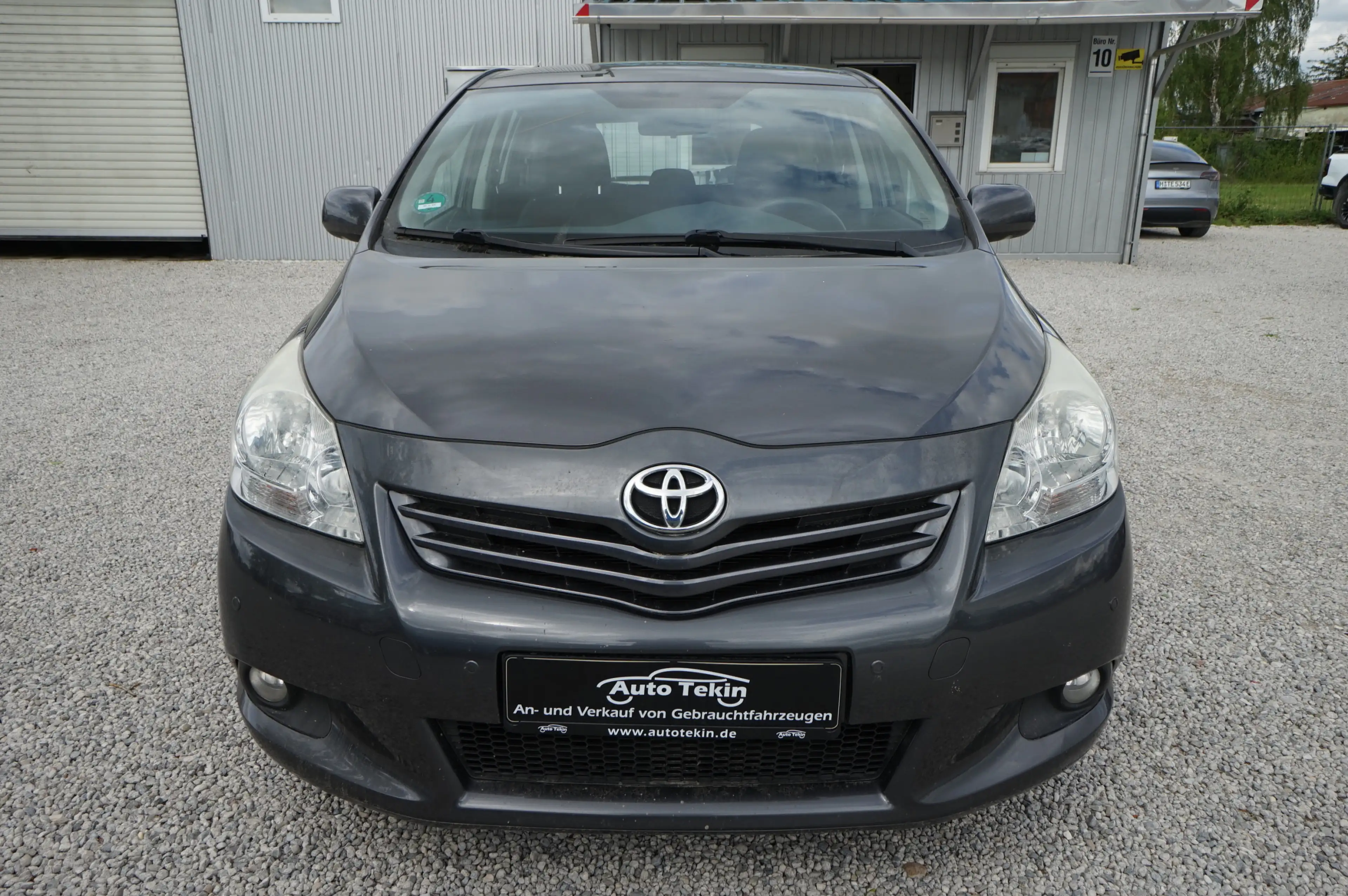 Toyota Verso 1.8 Edition |Panorama| |Tempomat| |PDC| — photo 3
