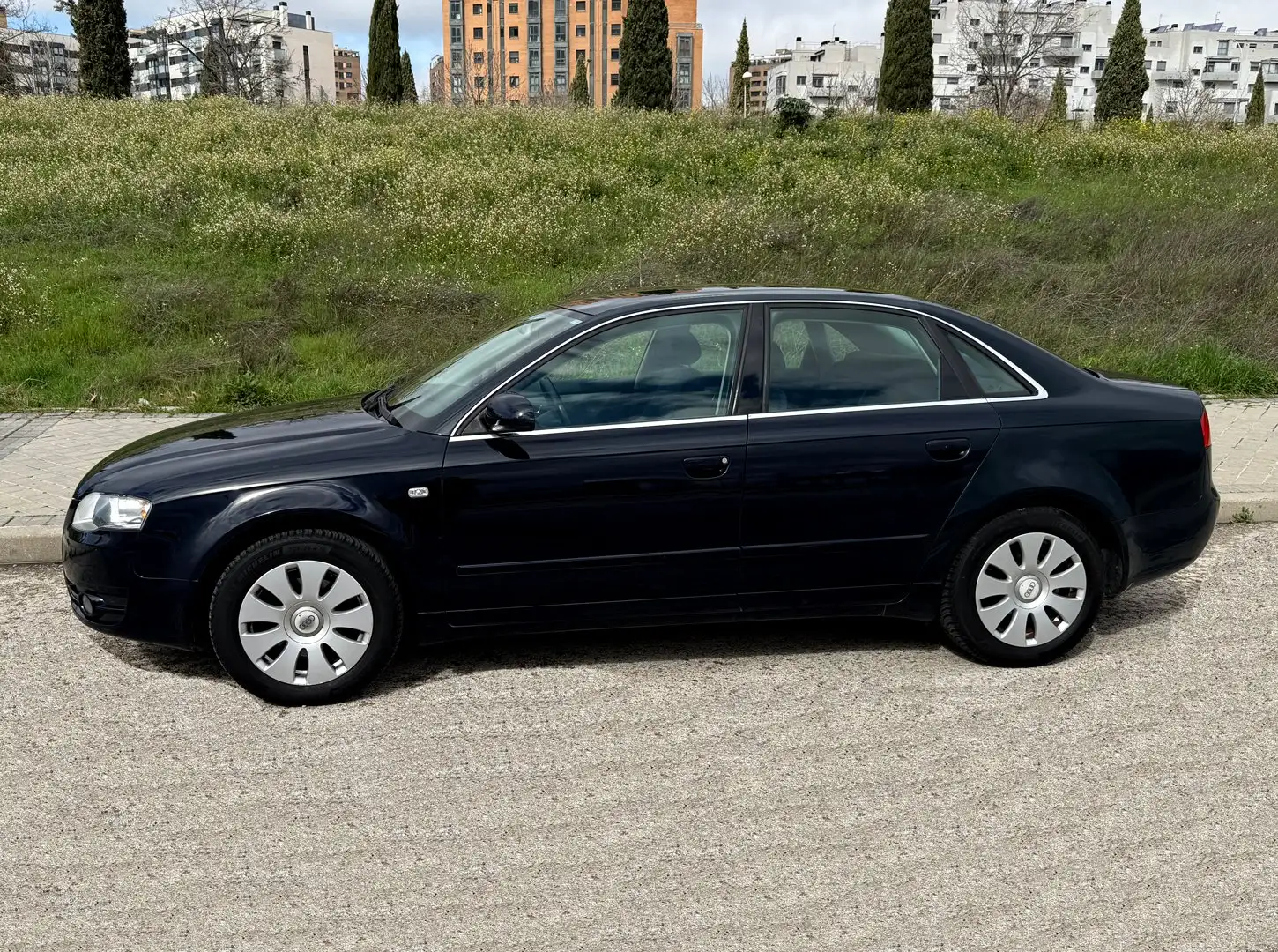 Audi A4 A4 2.0 Azul - 2