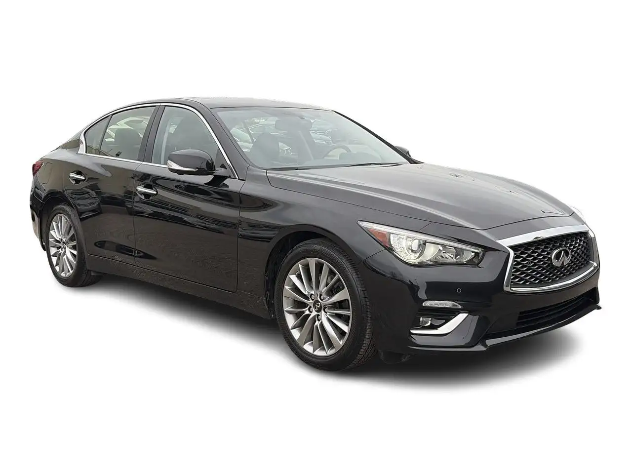 Infiniti Q50 снимка Infiniti Q50