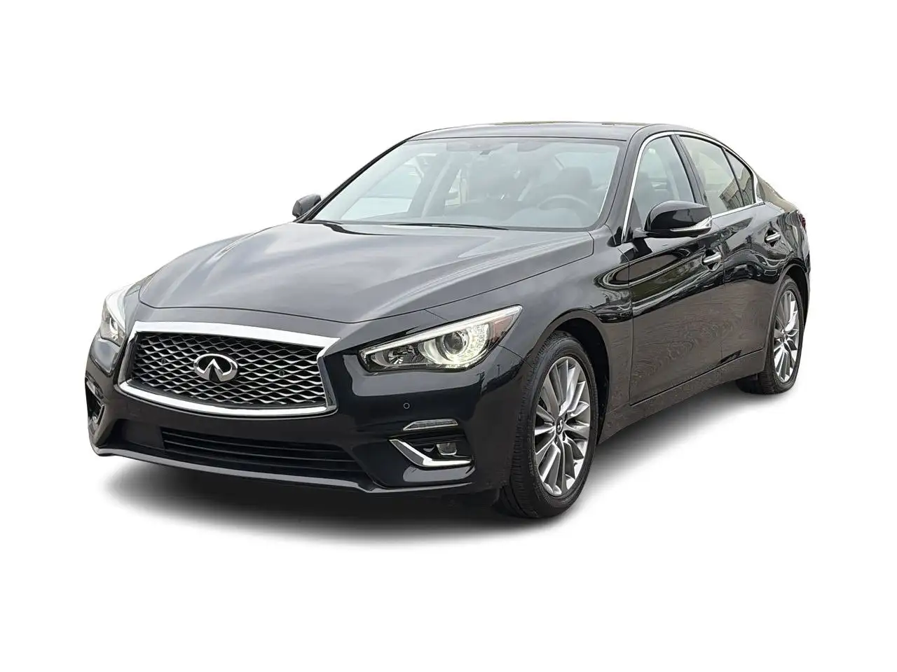 Infiniti Q50 снимка Infiniti Q50