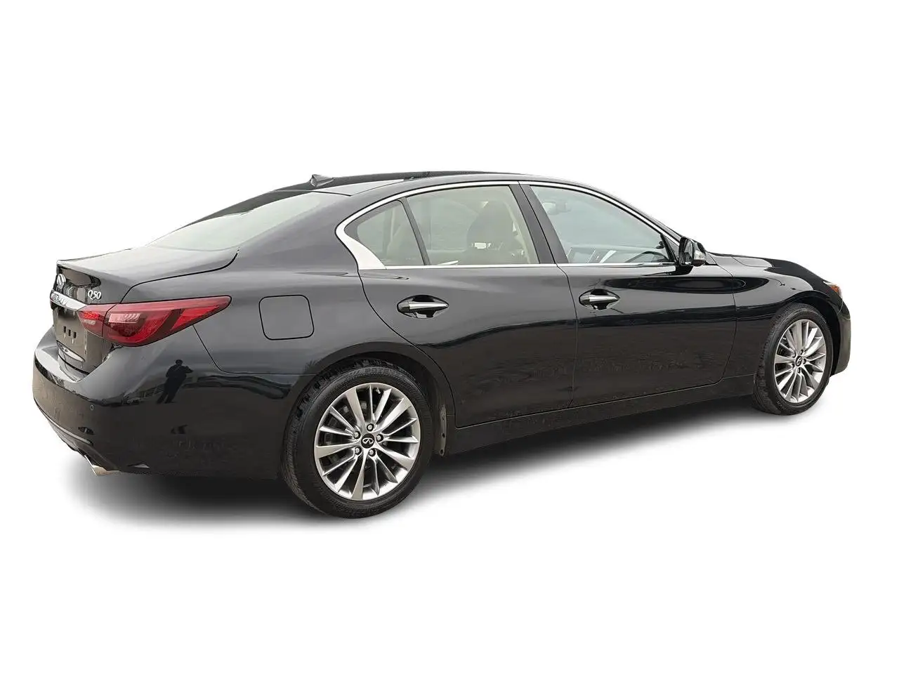 Infiniti Q50 снимка Infiniti Q50