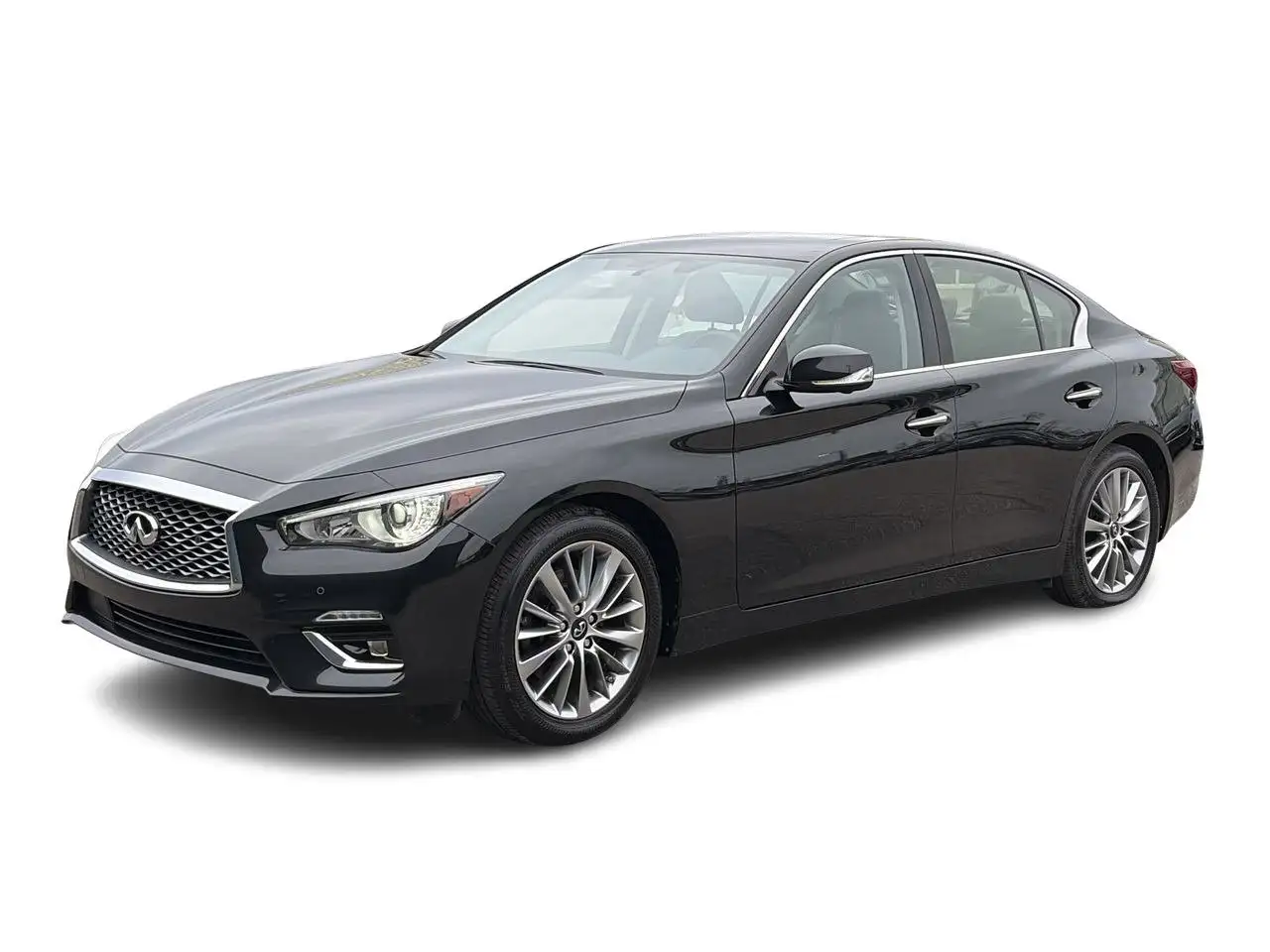 Infiniti Q50 снимка Infiniti Q50