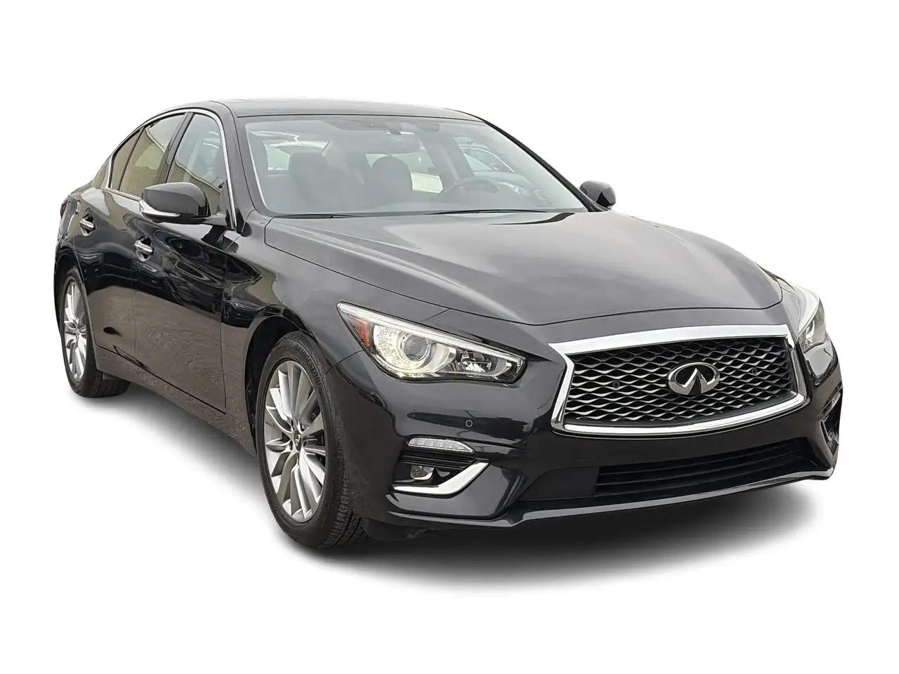 Infiniti Q50 снимка Infiniti Q50