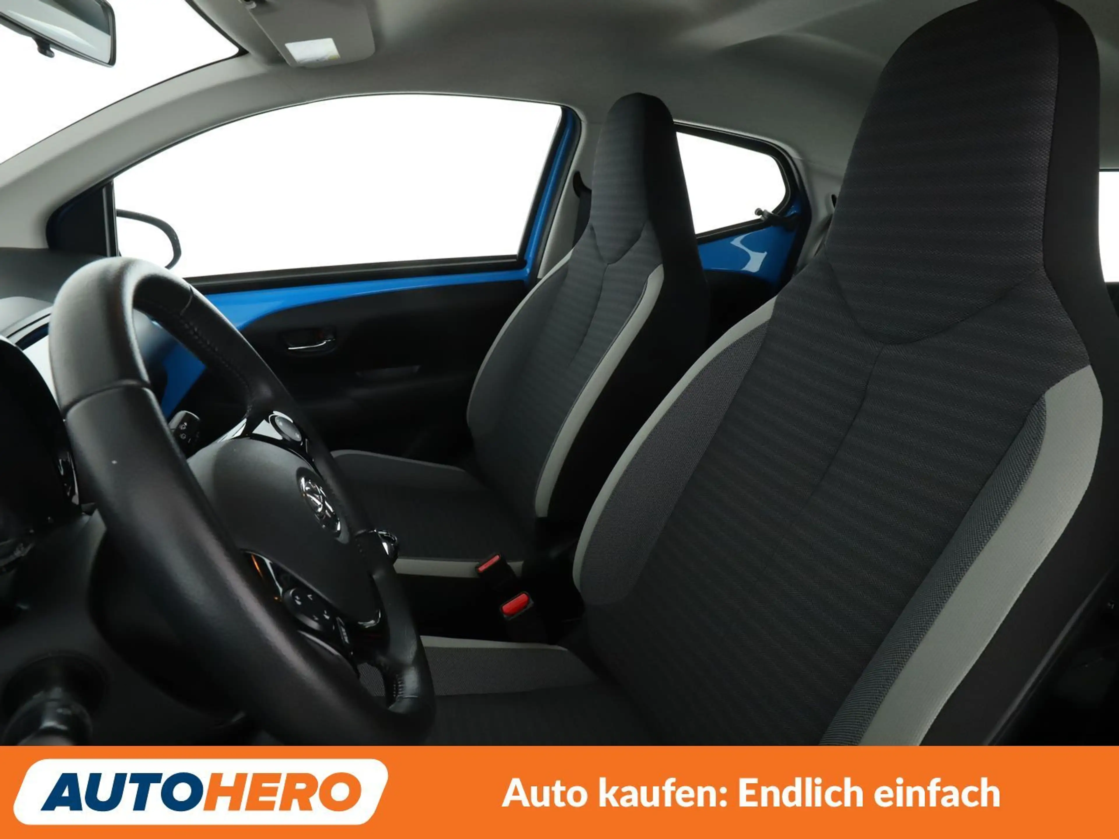 Toyota Aygo 1.0 X-Play club *LIMITER*CAM*ALU*KLIMA* — photo 10