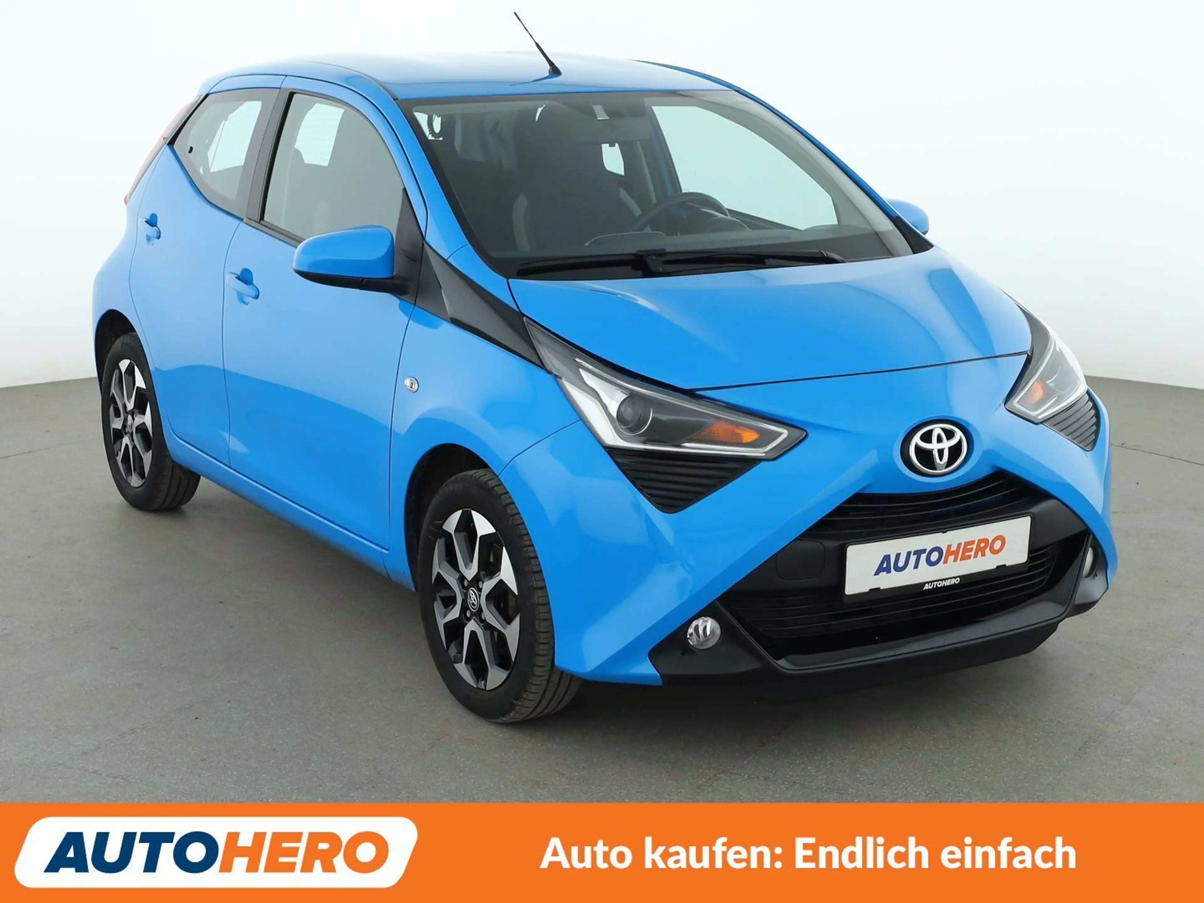 Toyota Aygo 1.0 X-Play club *LIMITER*CAM*ALU*KLIMA* — photo 8