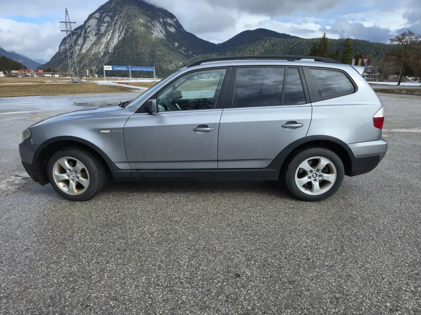 BMW X3 X3 2,0d Grau - 1