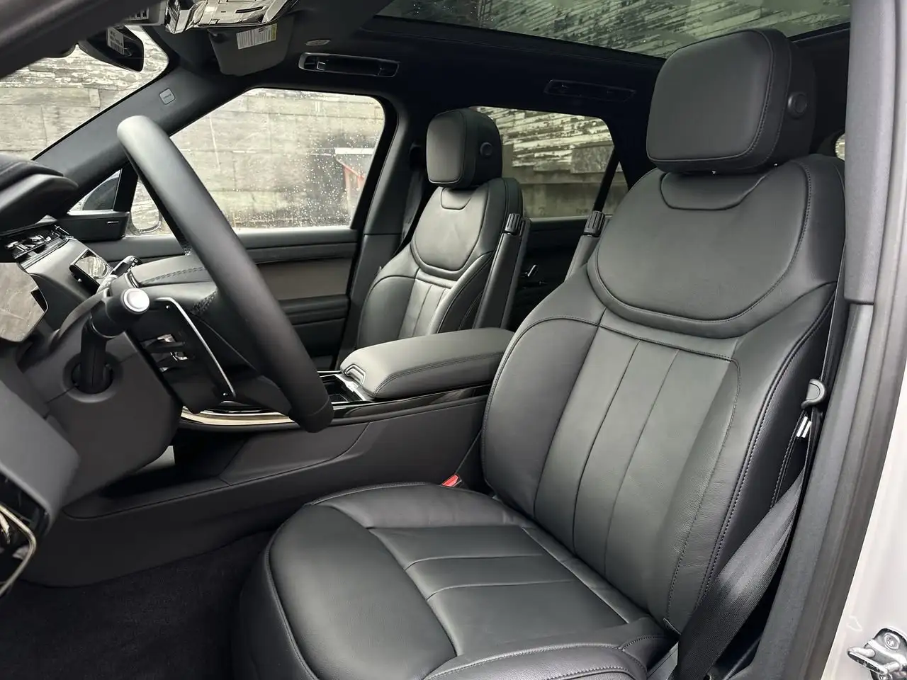 Land Rover Range Rover Sport снимка Land Rover Range Rover Sport
