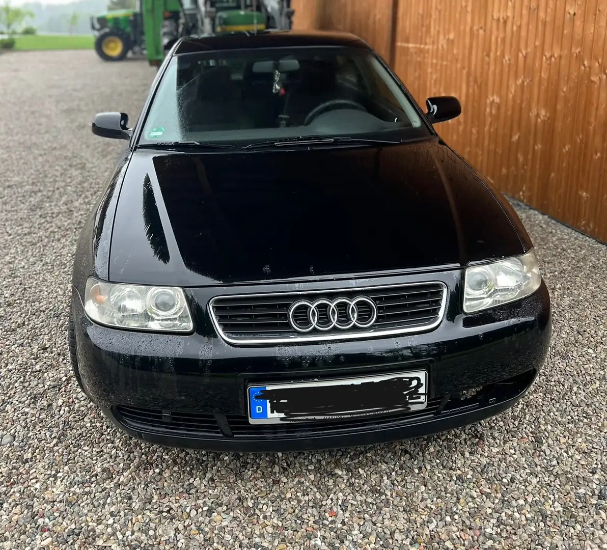 Audi A3 1.6 Ambiente - 1