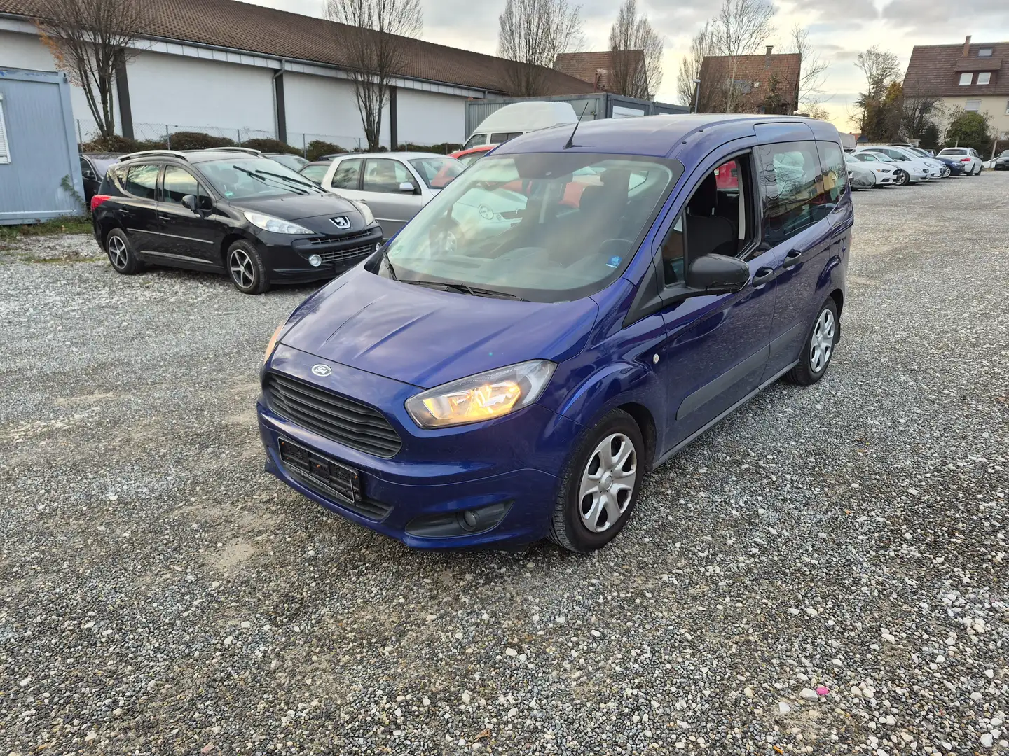 Ford Tourneo Courier Ambiente 1 HAND  Behindertenumbau Blauw - 1