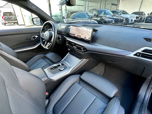 BMW 3 Series view 13
