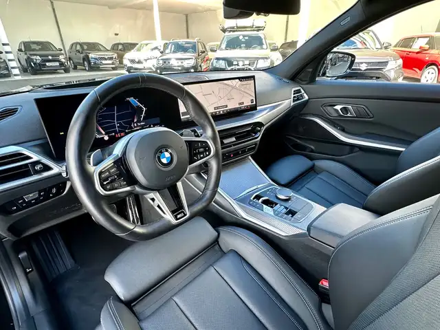 BMW 3 Series view 12