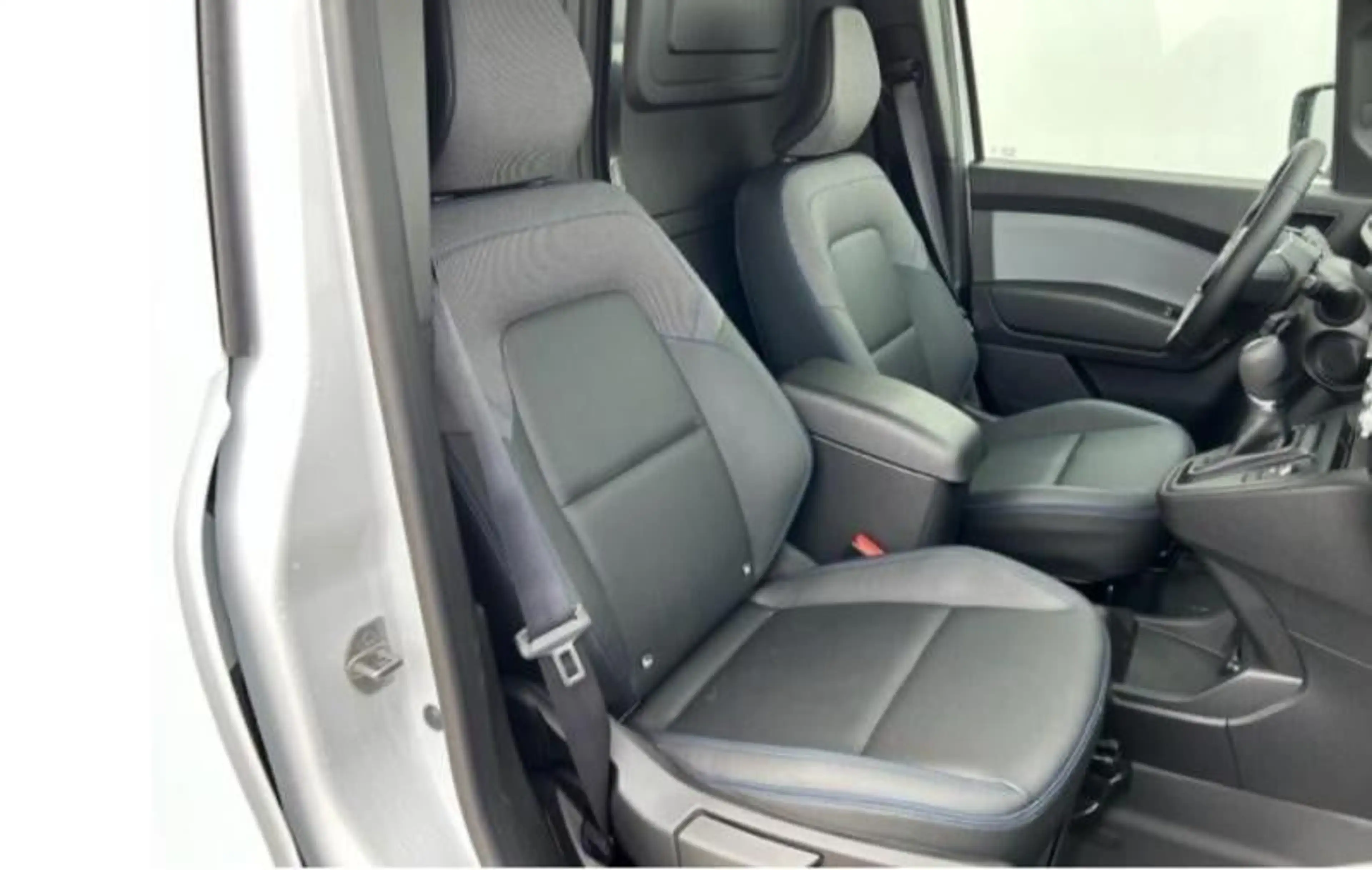 Nissan Townstar N-Connecta L2 44 kWh CCS snelladen / Achteruitrijc — photo 11