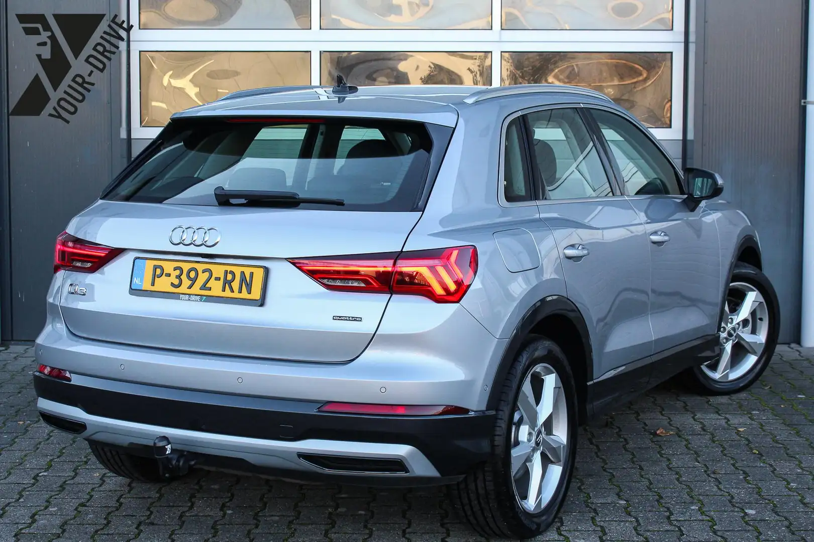 Audi Q3 40 TFSI Quattro Automaat Advanced Pro Line Plus | Grijs - 2