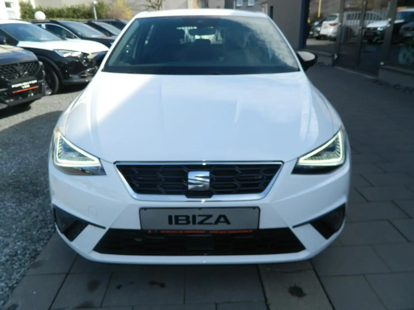 SEAT Ibiza FR 1.0 TSI DSG Fahrassist M/Sitzheiz/VollLED/Kamer Wit - 2