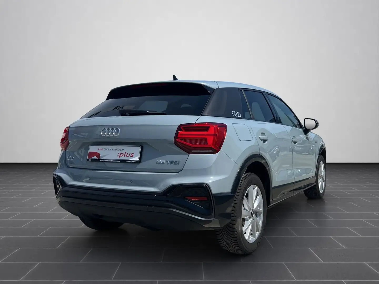Audi Q2 35 TFSI S tronic S LINE AHK MAT-LED Grau - 2
