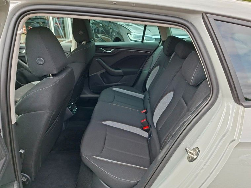 Skoda Scala 1,0 TSI Selection DSG*Kamera*KLA*APP* — photo 11