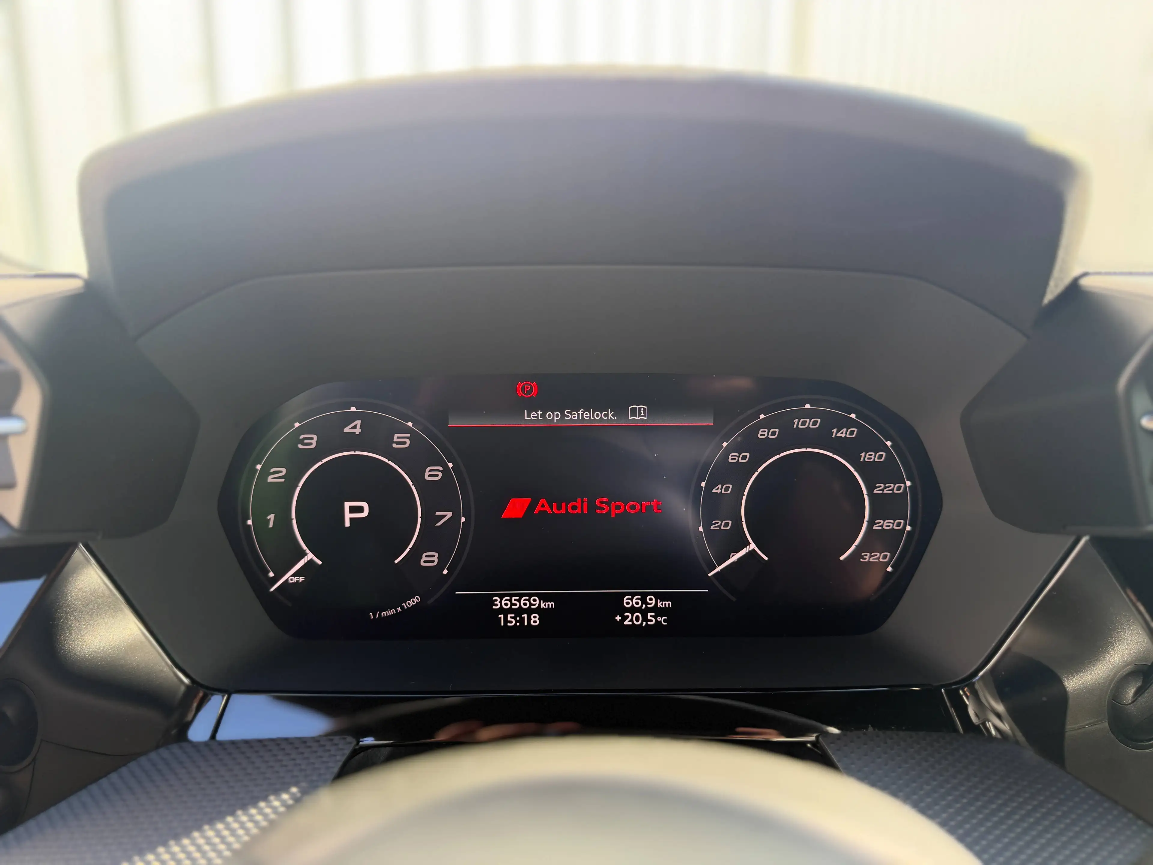Audi RS3 RS3 Sportback 2.5 TFSI Quattro S tronic - Keramische remmen - Inventuri inlaat — photo 13