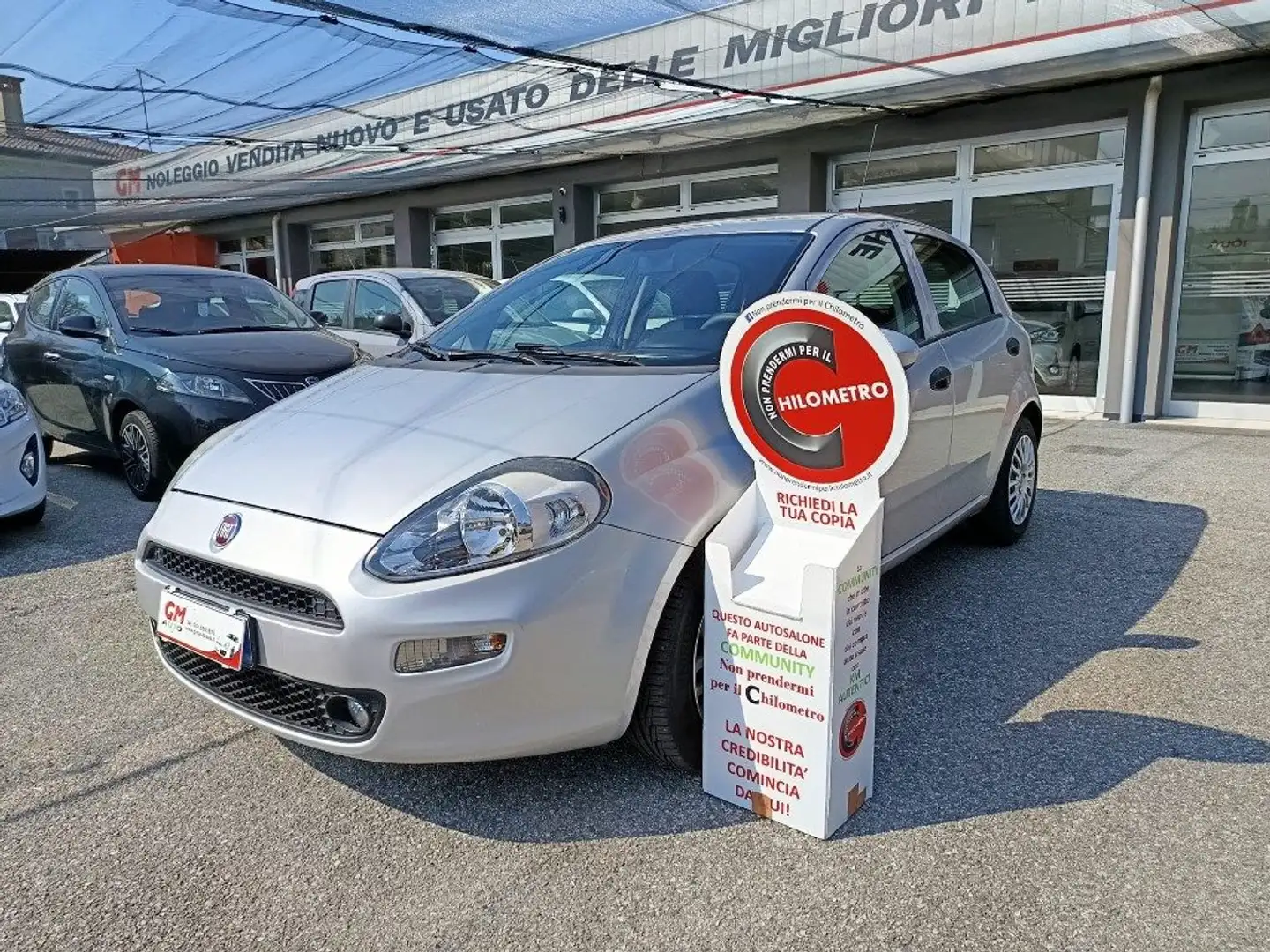 Fiat Punto 1.3 MJT II S&S 95 CV 5 porte Street Argento - 1