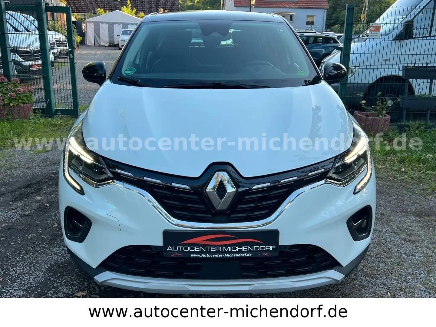 Renault Captur II Intens*Automatik*Pano*LED Alb - 2
