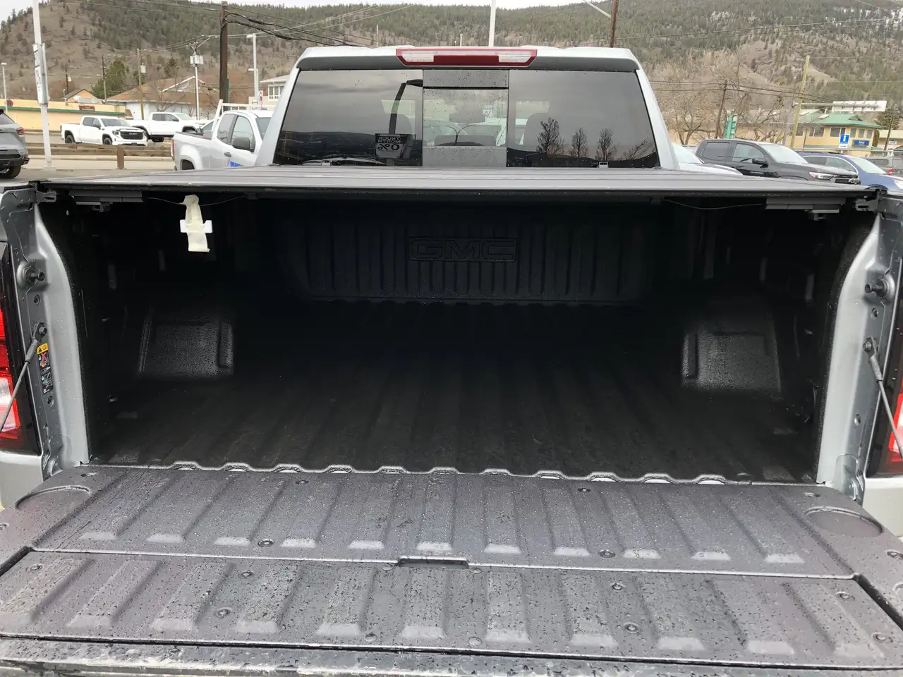 GMC Sierra 1500 снимка GMC Sierra 1500