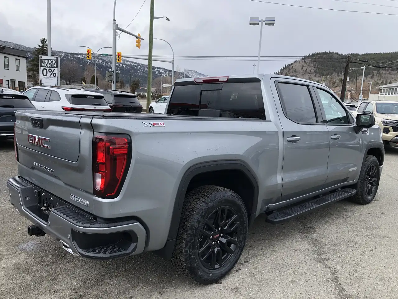 GMC Sierra 1500 снимка GMC Sierra 1500
