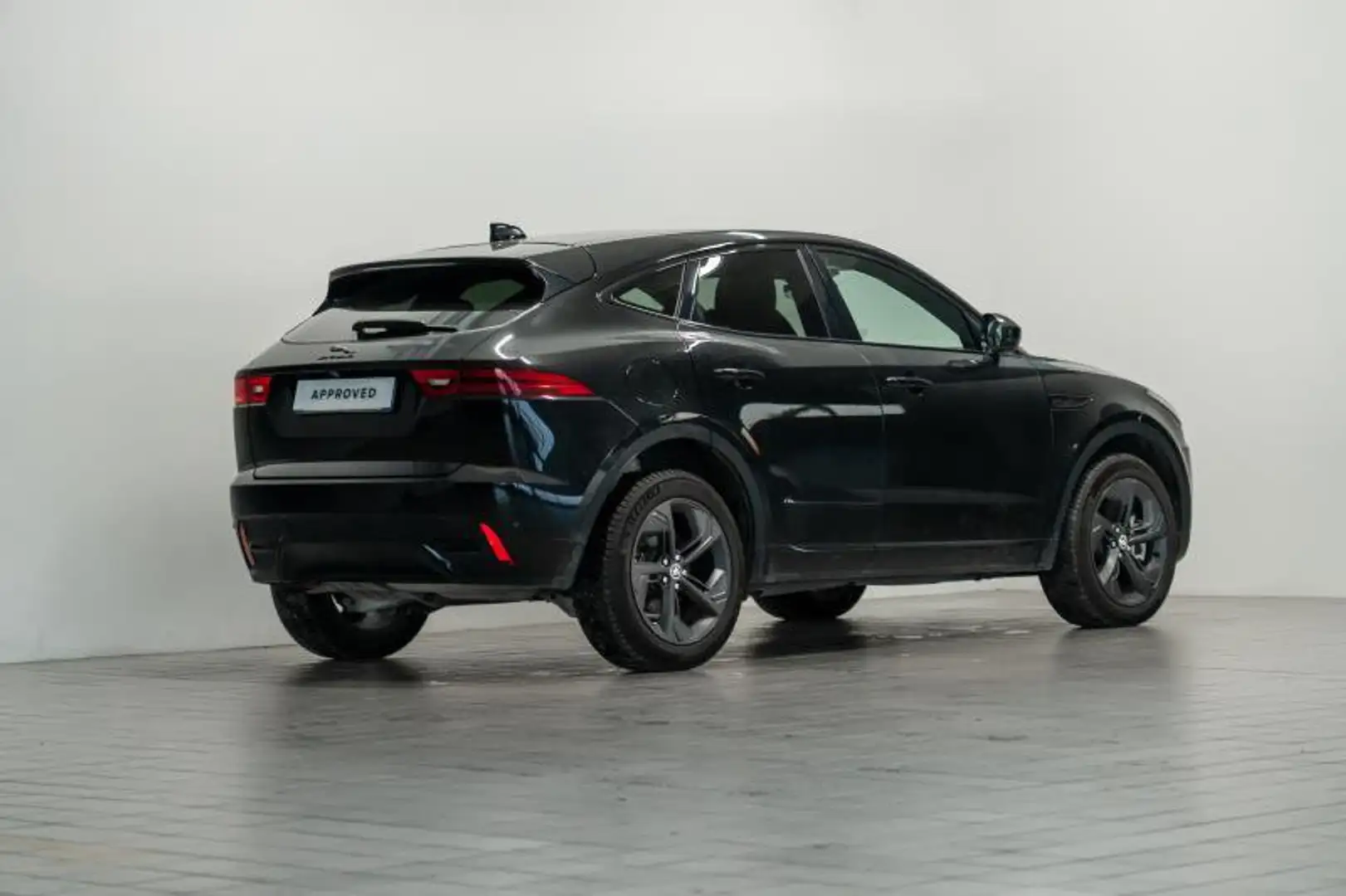 Jaguar E-Pace (X540) 2.0D I4 163CV AWD Auto R-Dyn. SE - 2