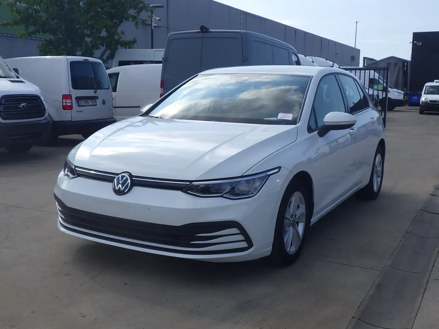 Volkswagen Golf 8 (Stock ID 89086) Wit - 1