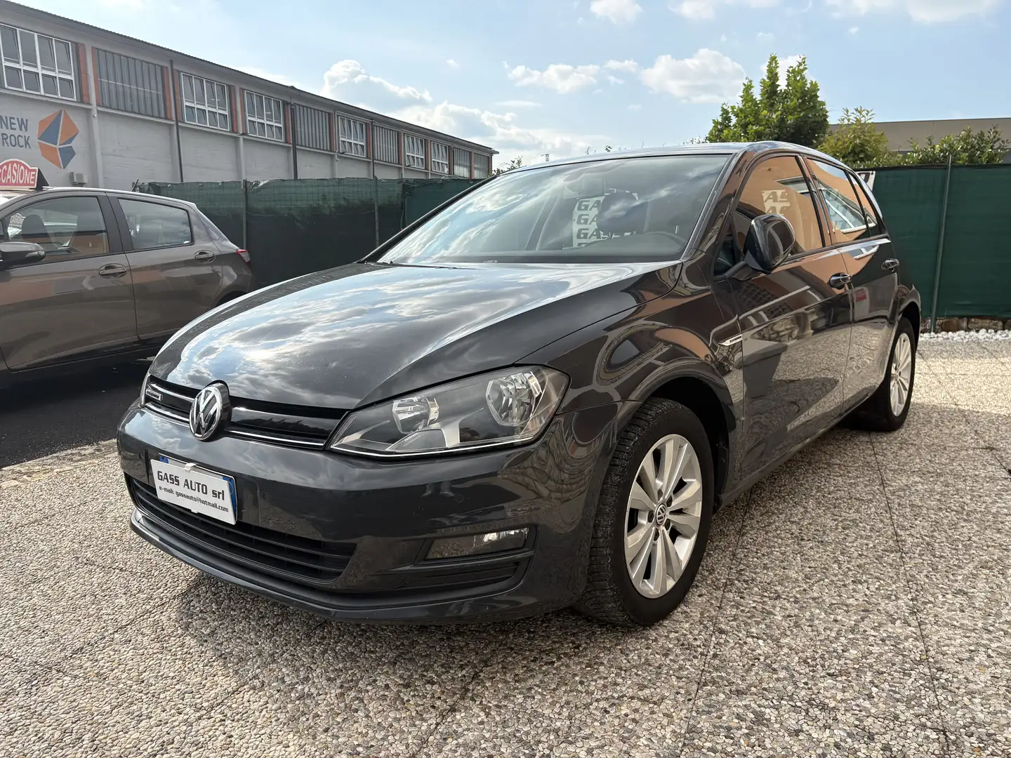 Volkswagen Golf 5p 1.4 tgi Highline dsg Grau - 1