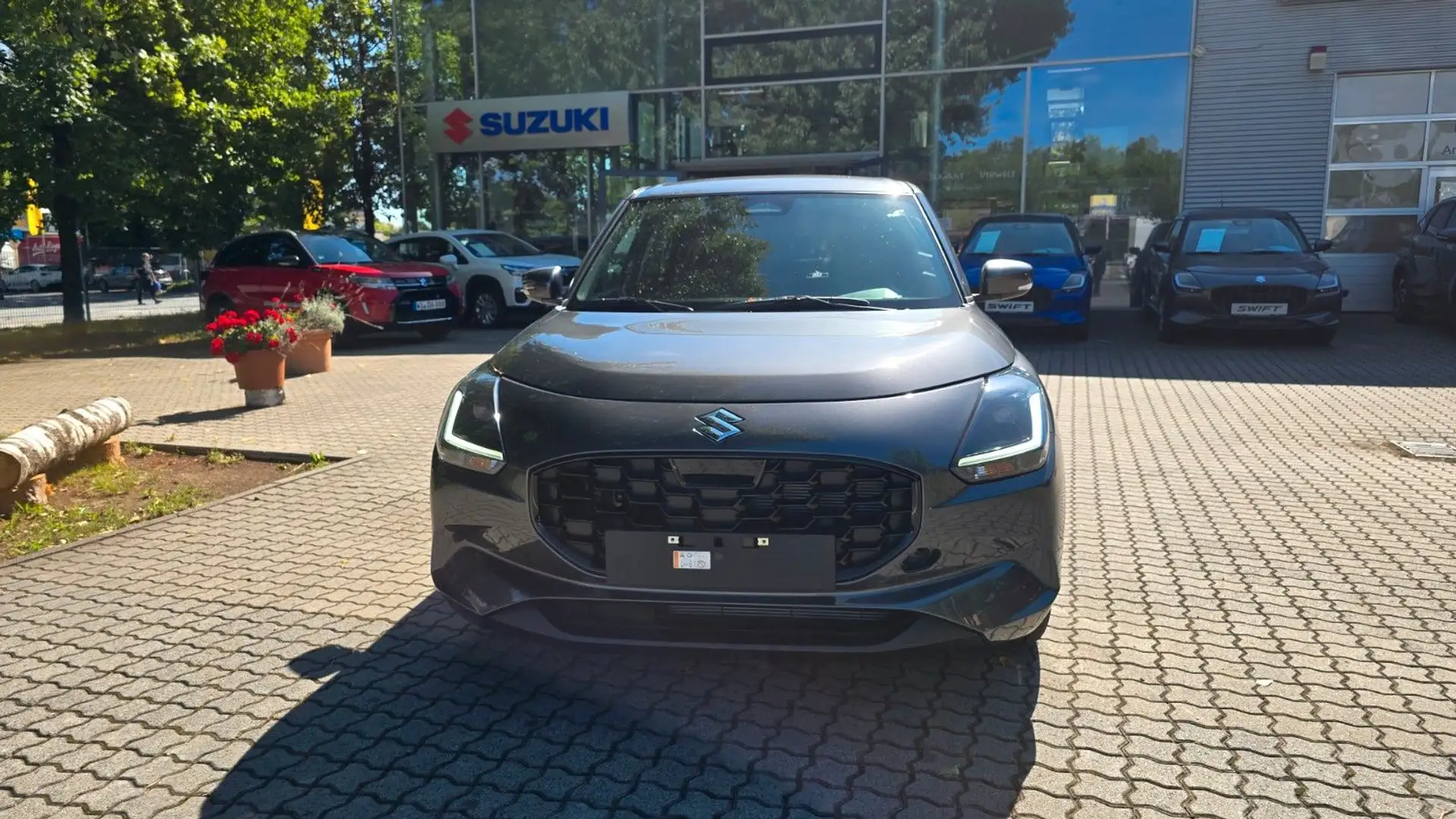 Suzuki Swift 1.2 Comfort+ Hybrid  CVT Grijs - 2