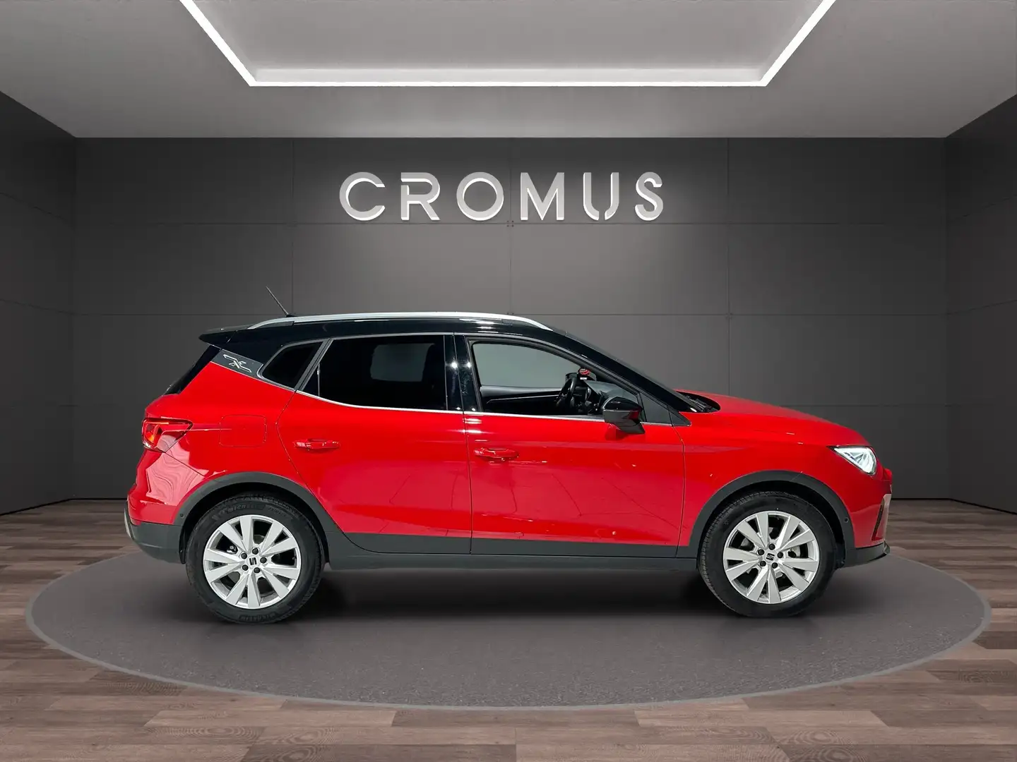 SEAT Arona 1.0 ecotsi Xperience 110cv - 1