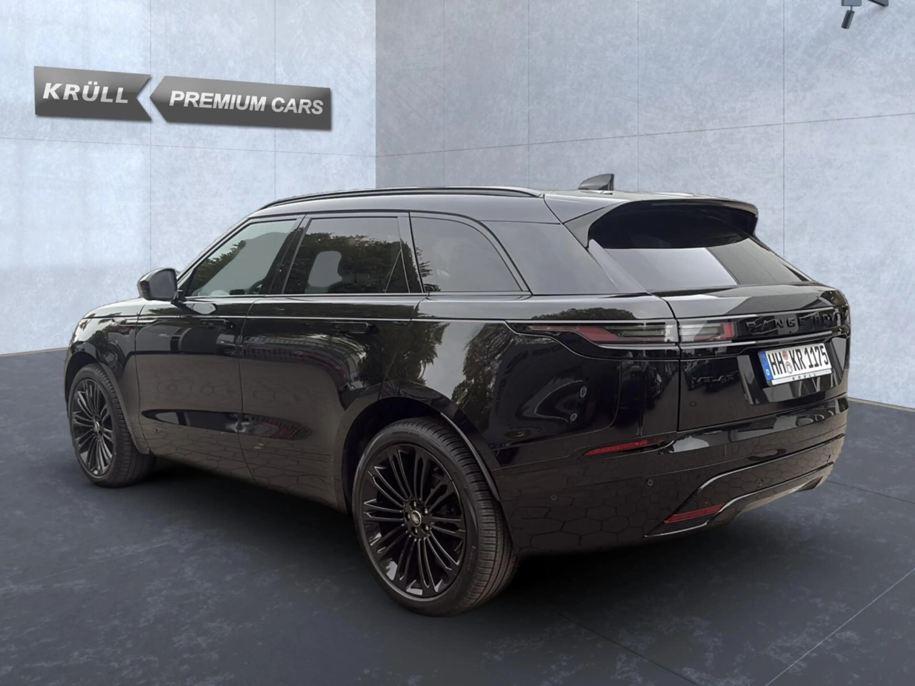 Land Rover Range Rover Velar D300 Belgravia 22"|Pano|Black — photo 5