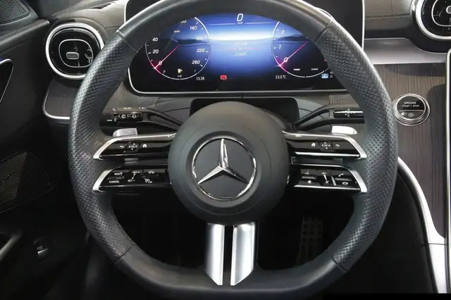 Mercedes-Benz C-Class view 13
