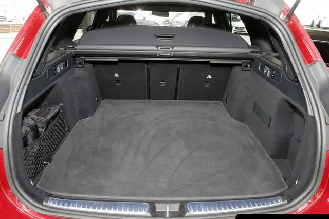 Mercedes-Benz C-Class view 15