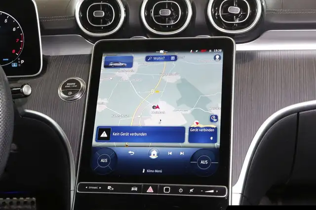 Mercedes-Benz C-Class view 11